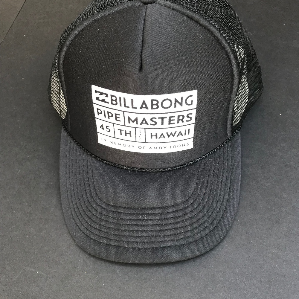 Billabong Mens trucker hat NEW!